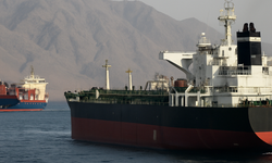 Ships Faking Flags in Hormuz: AIS Tactics Amid Ceasefire