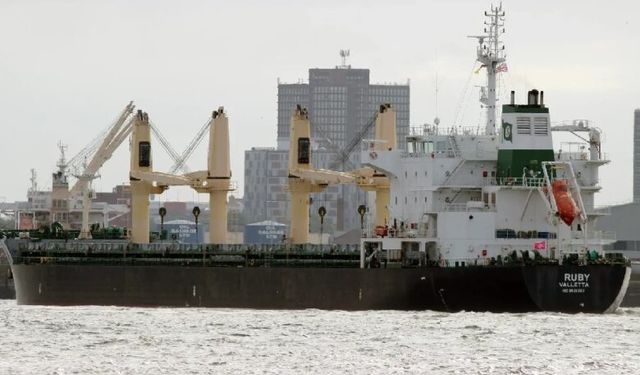 Stranded Cargo Ship Raises Safety Concerns Off Kent Coast