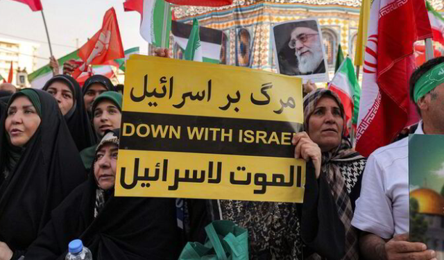 Hormuz Shutdown? Reroutes, Costs & Strategy Shifts Ahead