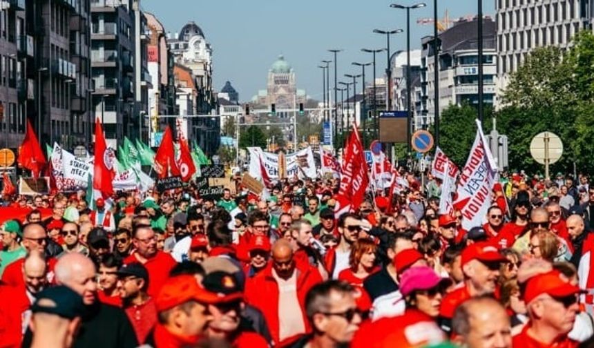 Belgium Strike Halts Antwerp Port, Disrupts Trade Flows