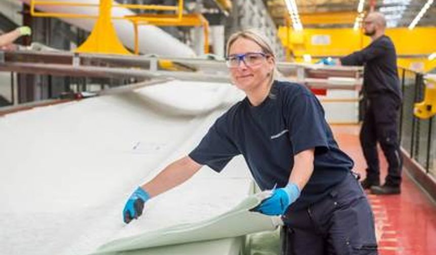 UK Offshore Wind Workforce Hits 40,000, Fuels Green Growth