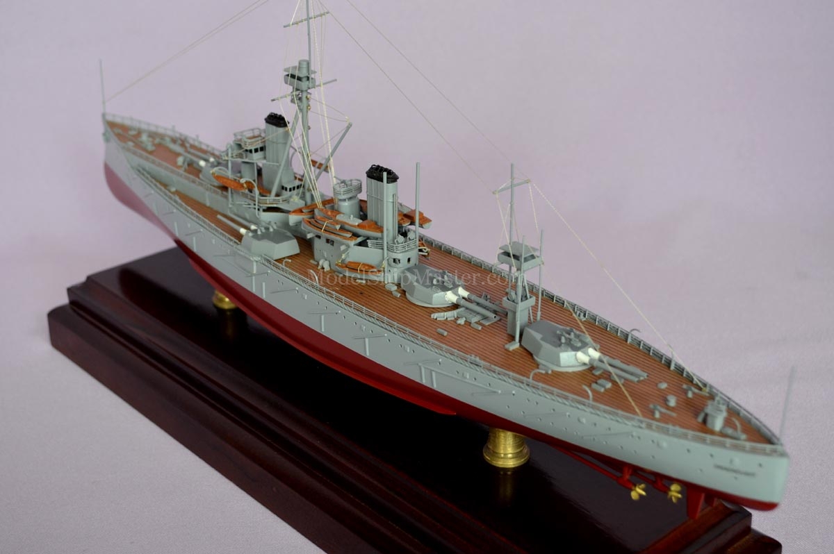 D R E A D N O U G H T Battleship, https://www.modelshipmaster.com/products/small%20models/HMS-Dreadnought.htm